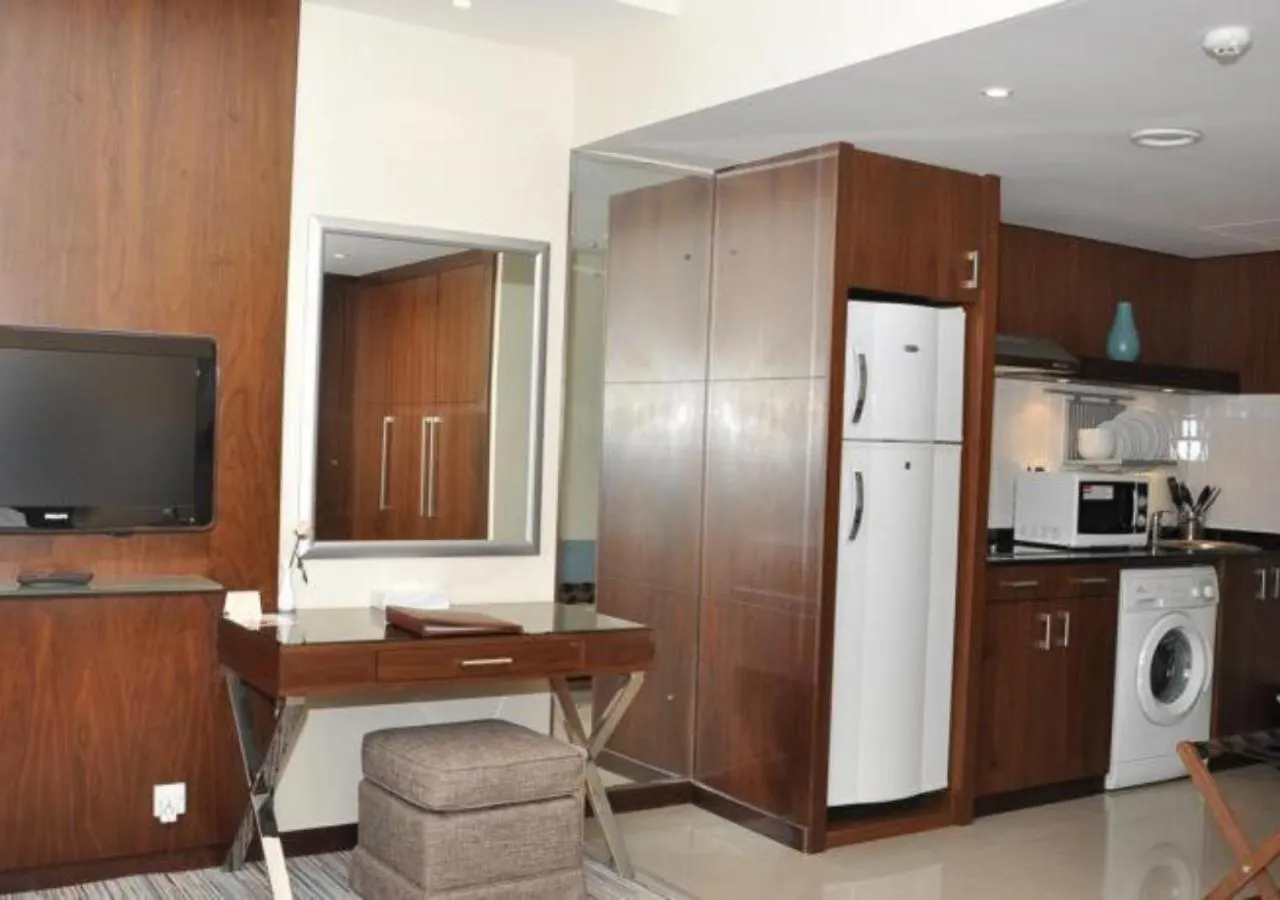 Phoenix Plaza Hotel Apartments Abu Dabi 3*,