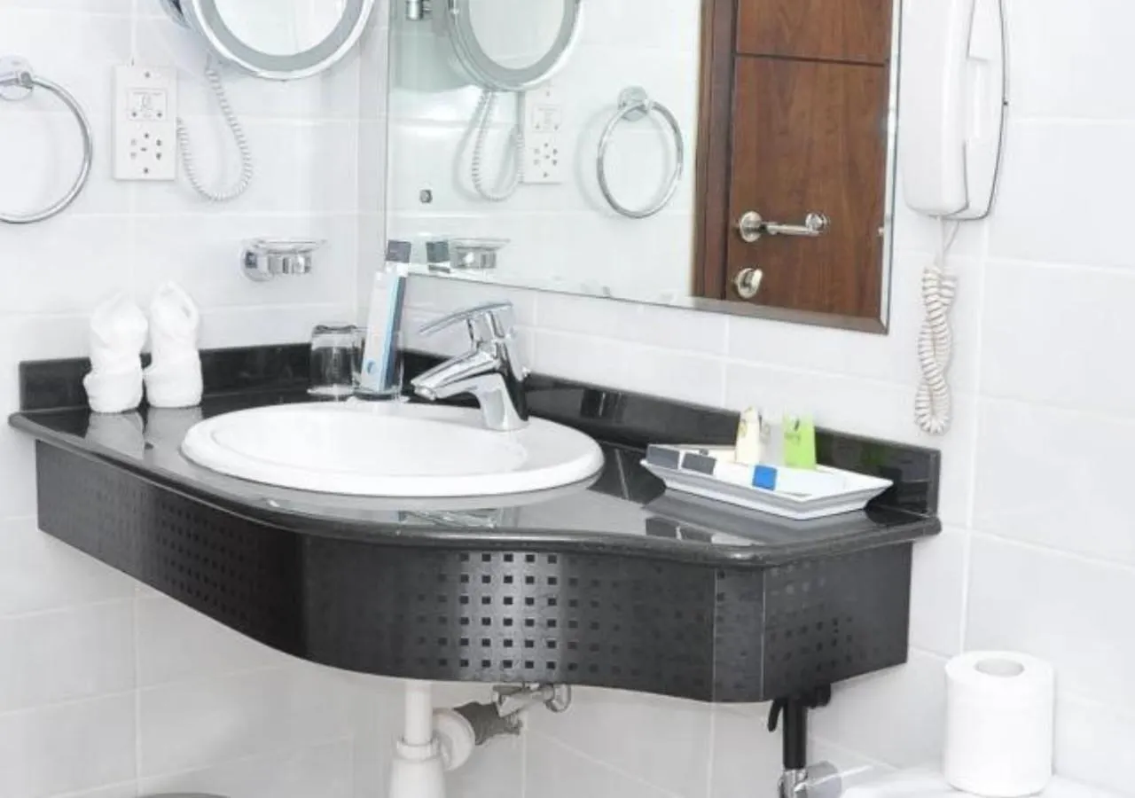 Phoenix Plaza Hotel Apartments Abu Dhabi