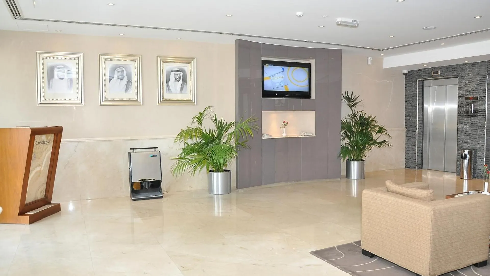 Phoenix Plaza Hotel Apartments Abu Dabi 3*,  Birleşik Arap Emirlikleri