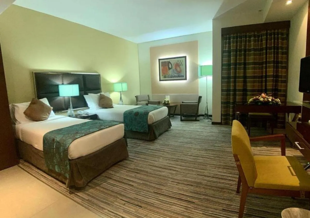 אבו דאבי Phoenix Plaza Hotel Apartments מלון דירות